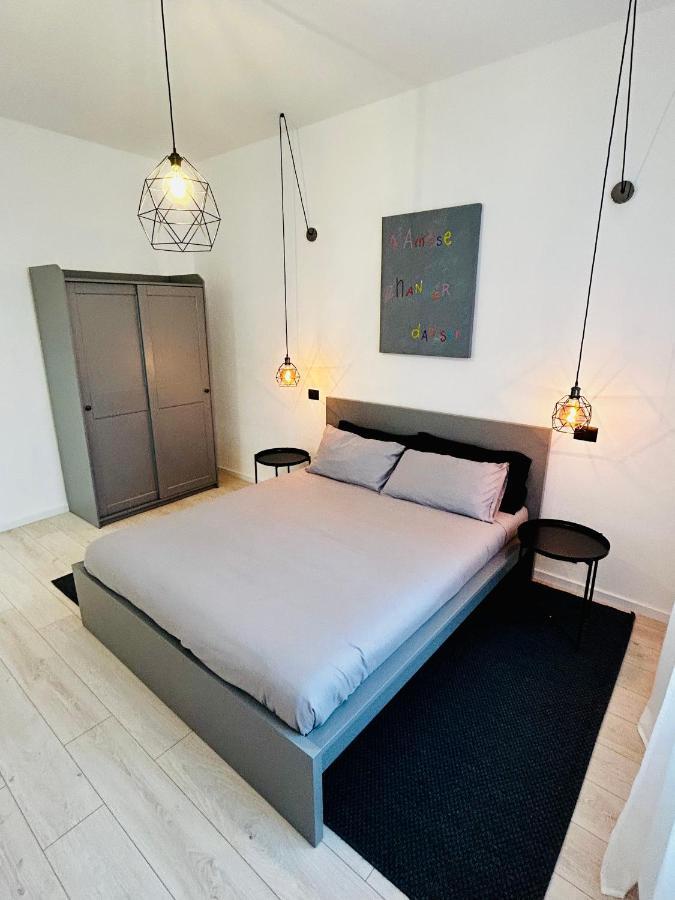 Design Moderno In Centro - Lainate- Rho Fiera Apartment Ngoại thất bức ảnh